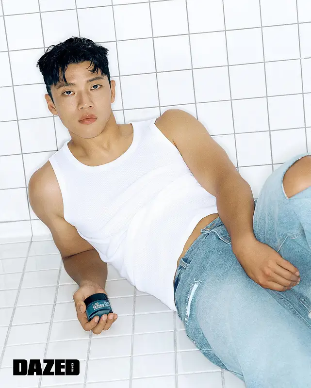 황희찬 프로필1