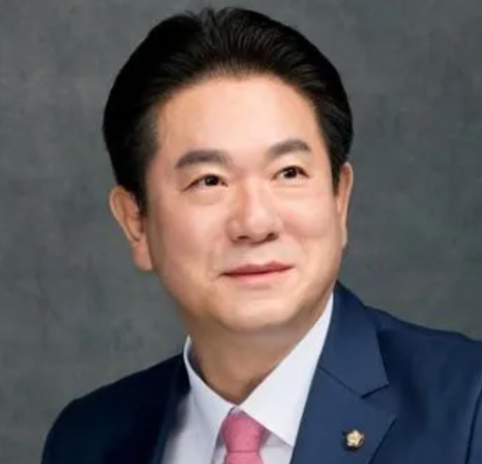 이동섭 전 의원