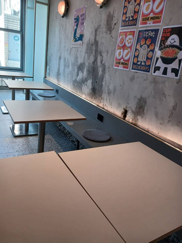 홍미단 1층매장 풍경