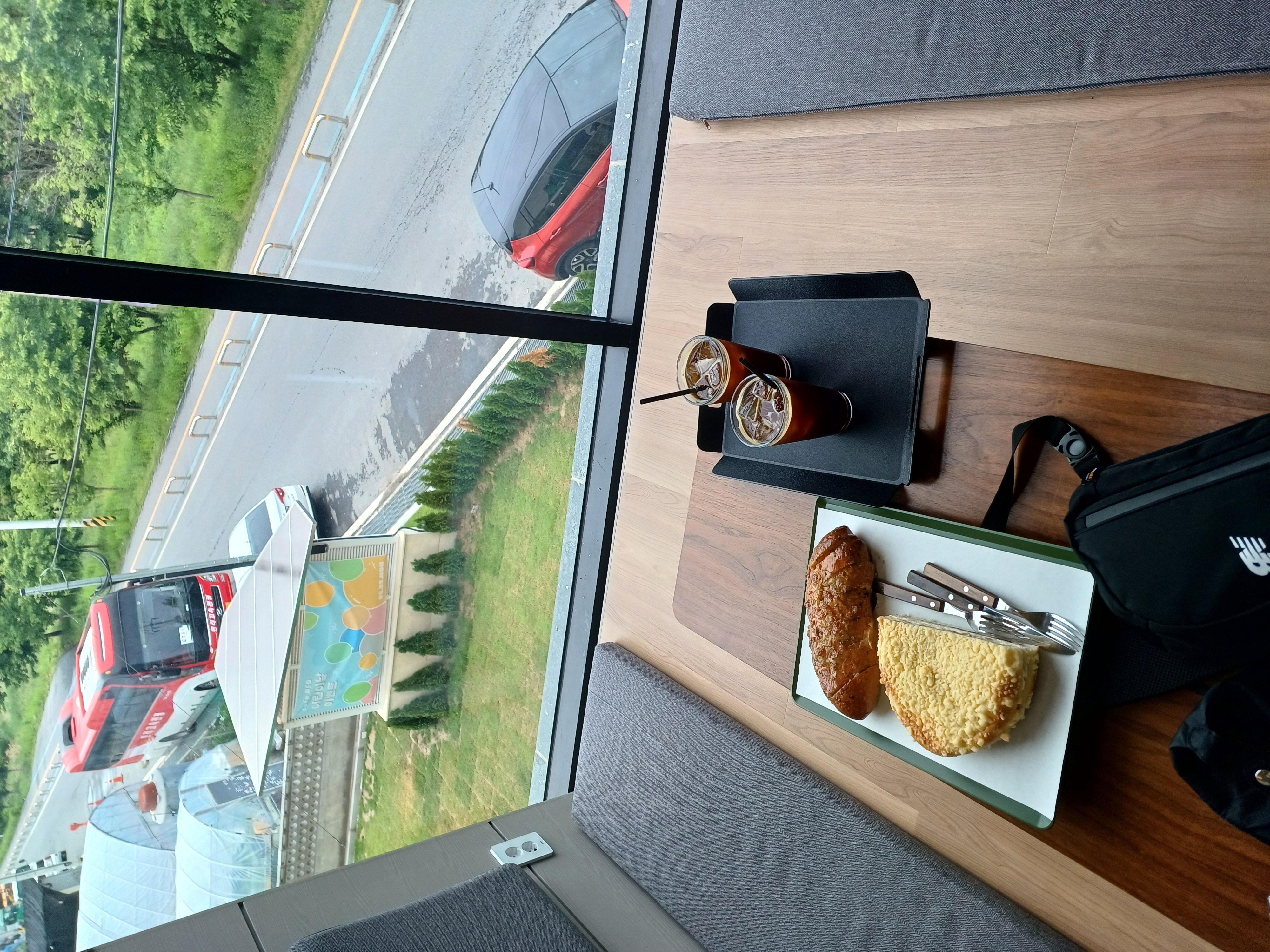 카페 N&D 테이블 자리