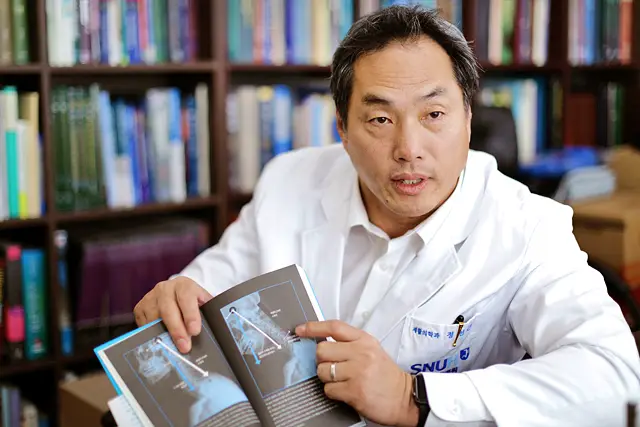 유퀴즈 온더블럭 척추의 신으로 불리는 재활의학 전문의 서울대학병원 정선근 교수님 운동법 강의