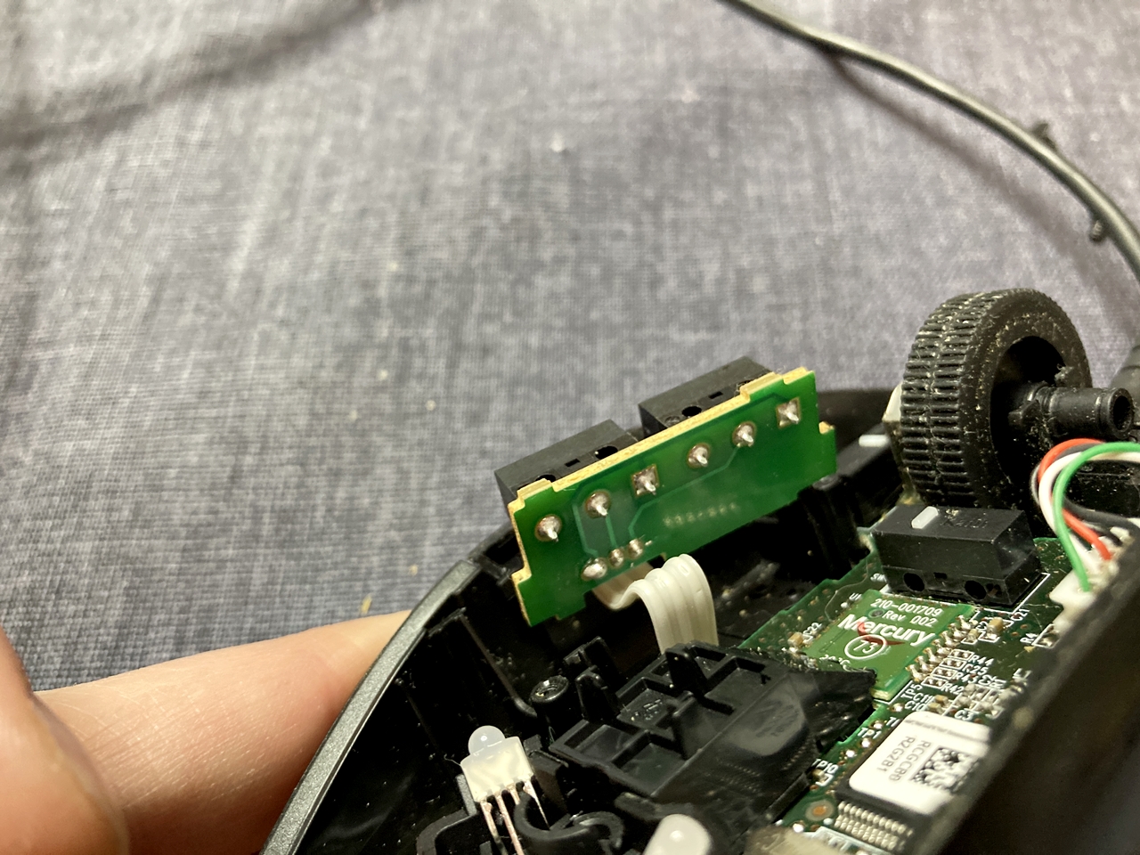 스위치 기판 뒷면