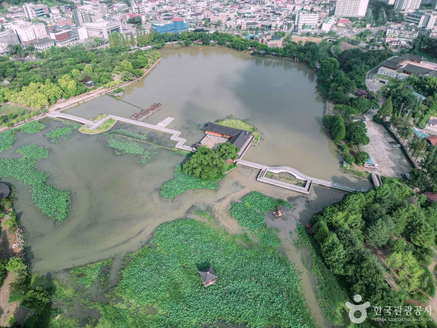 전주 덕진공원