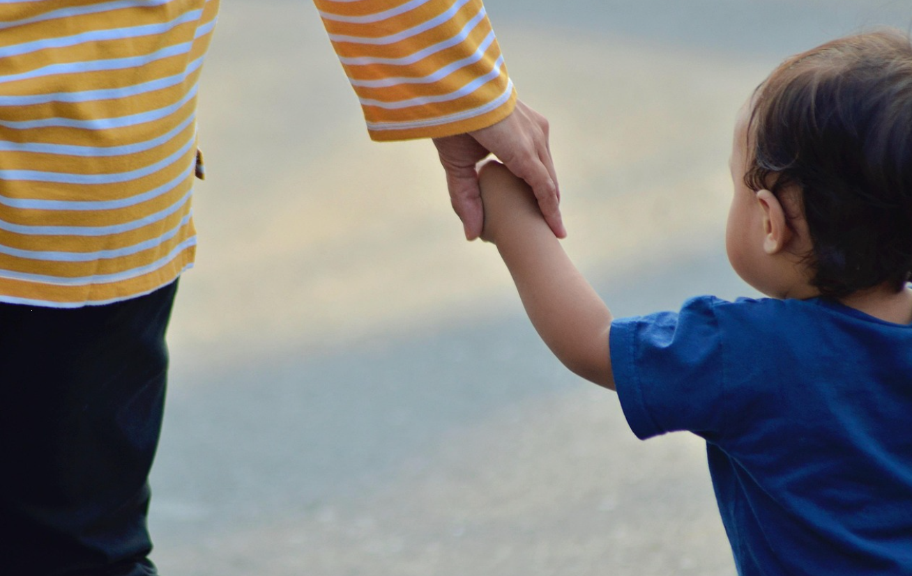 하루 30분 걷기의 생활화에 대한 사진