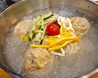 냉만두국