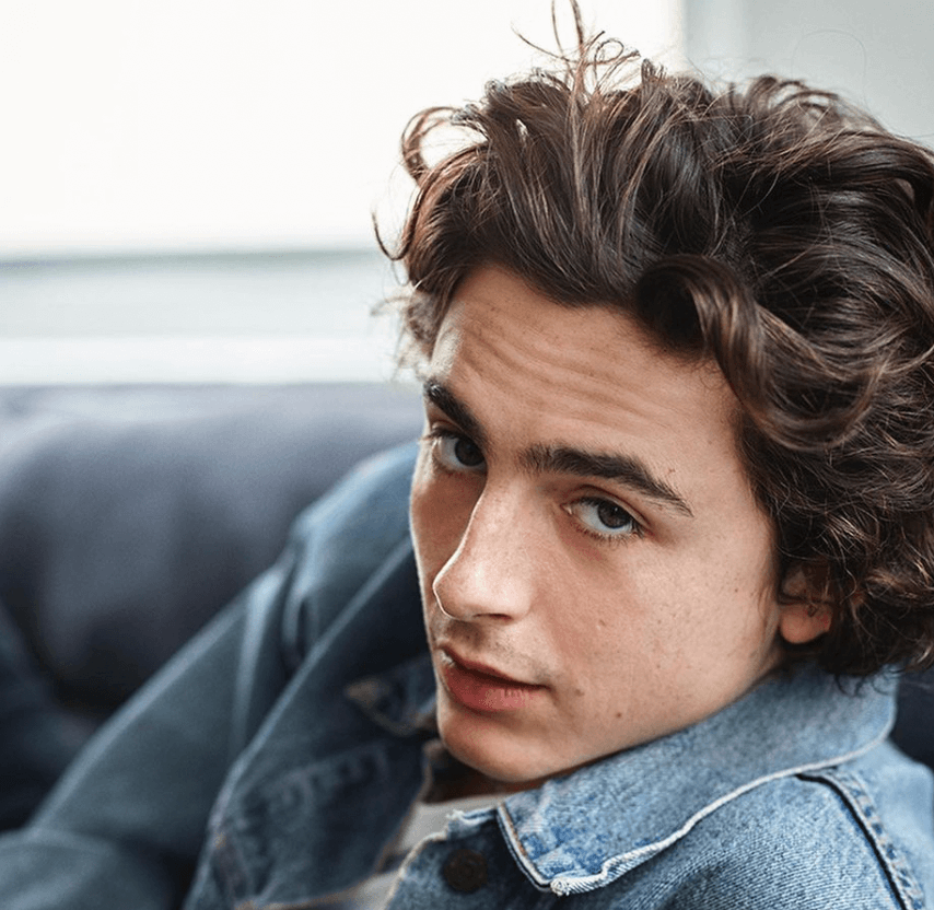 청자켓을-입은-티모시-샬라메