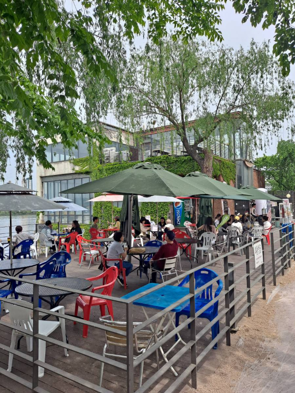 선유도 카페 나루 야외공간