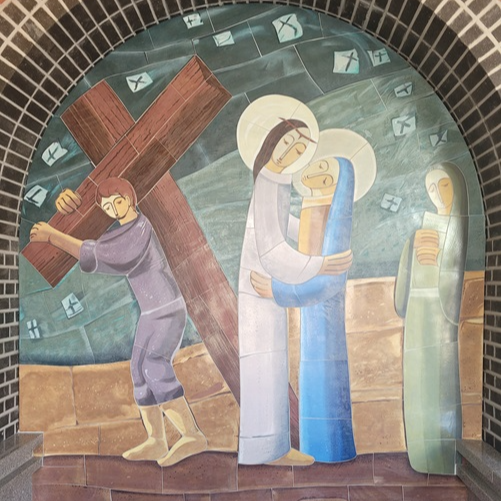 성모 통고의 신비 4단



원죄없이 잉태되신 동정 성모 마리아께서 십자가를 지고 가시는 예수님과 만나신 고통을 묵상합시다.(루가복음 23장 27~31절)