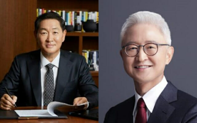 한종희 삼성전자 디바이스경험(DX)부문장 부회장(좌측)&#44; 경계현 삼성전자 디바이스솔루션(DS) 부문장 사장