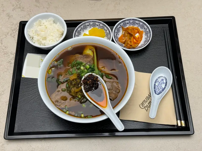 이태원 우육미엔 전체 구성 사진