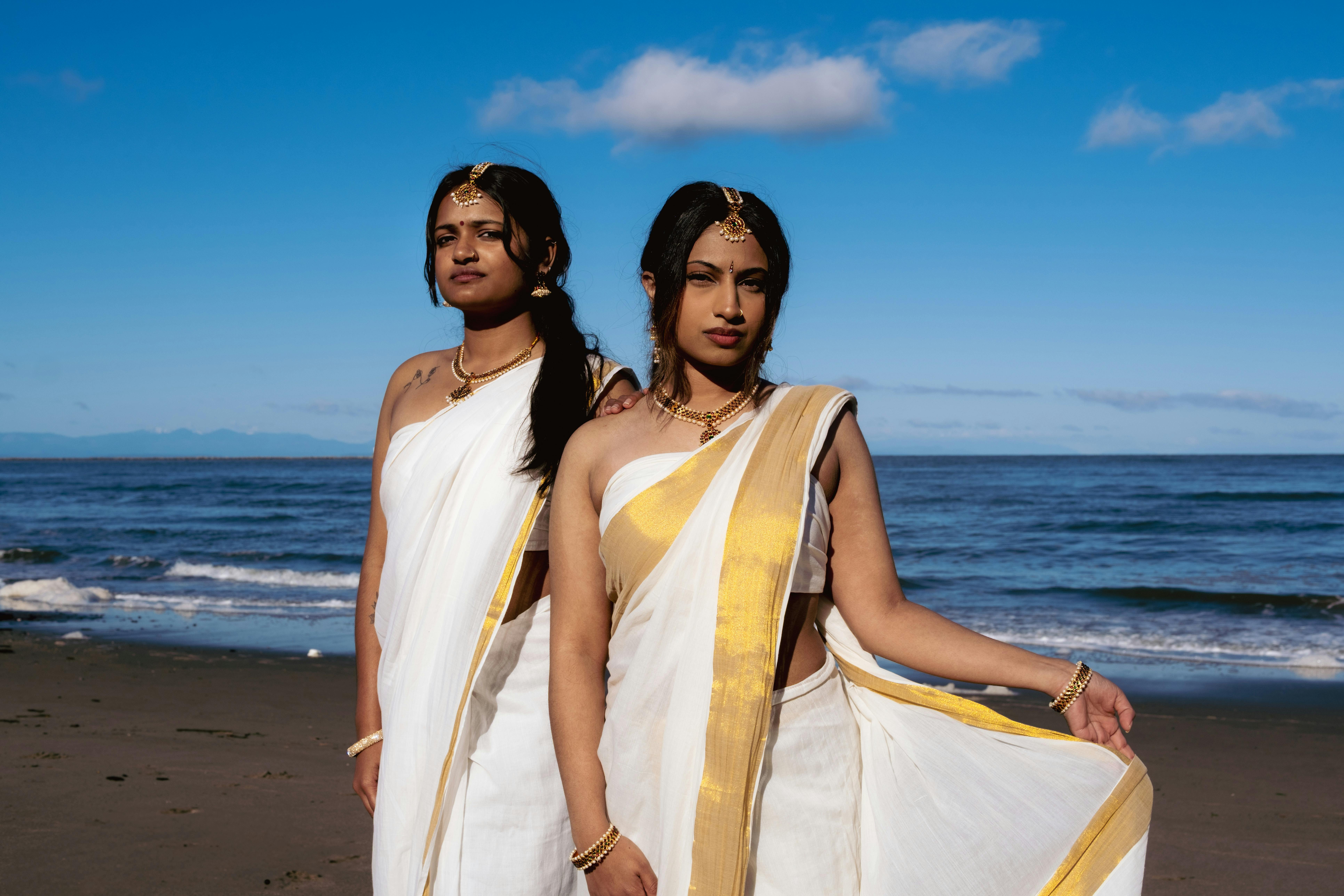 친척과 함께 집을 청소하는을 상징하는 이미지