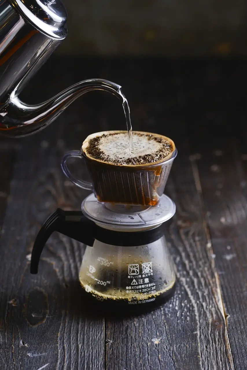 서교동_조용한 카페 추천_홍대_연남동_책읽기 좋은 카페_핸드드립커피_생츄어리