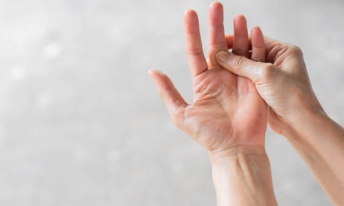 손가락 마디 통증