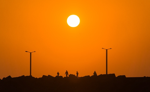 고민만 하지 말고 실행해 보자.