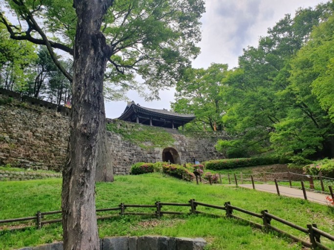 남한산성-남문-전경