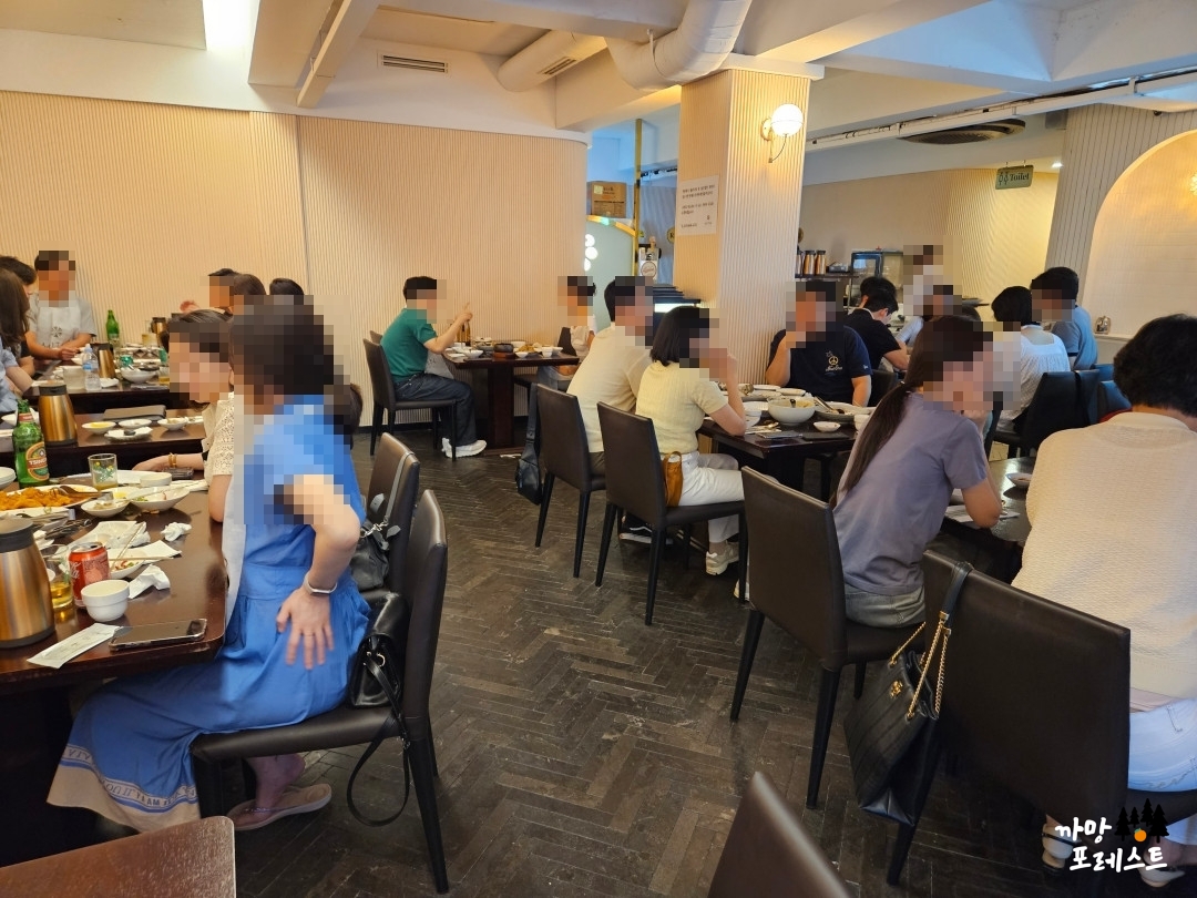 압구정 중식 무탄 본점 매장 내부