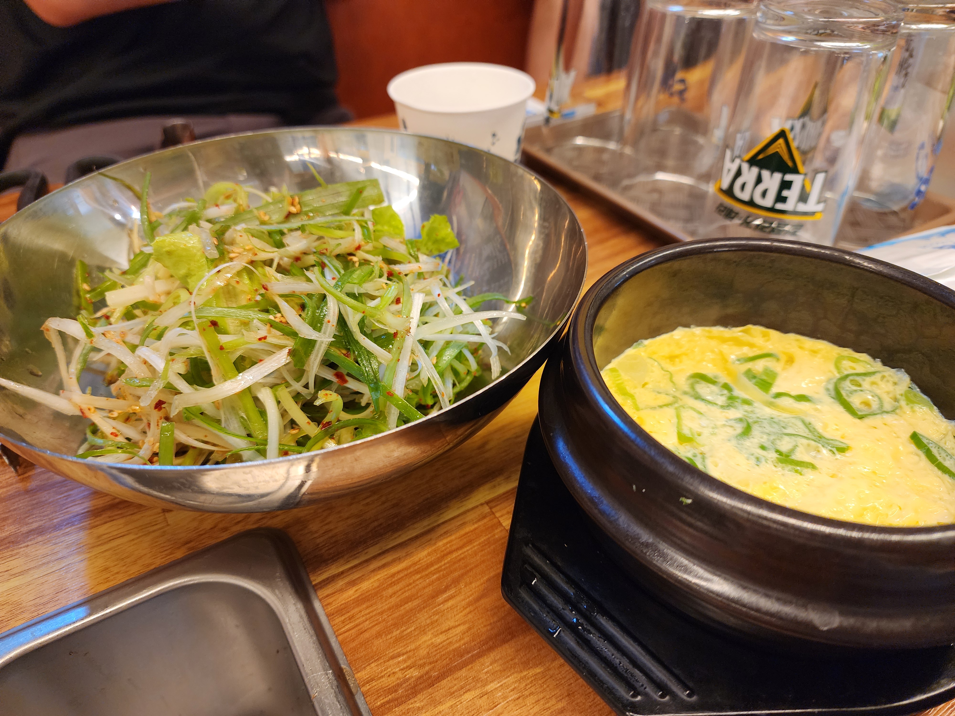 부산 갈비가 참 맛있다 파채무침 계란찜