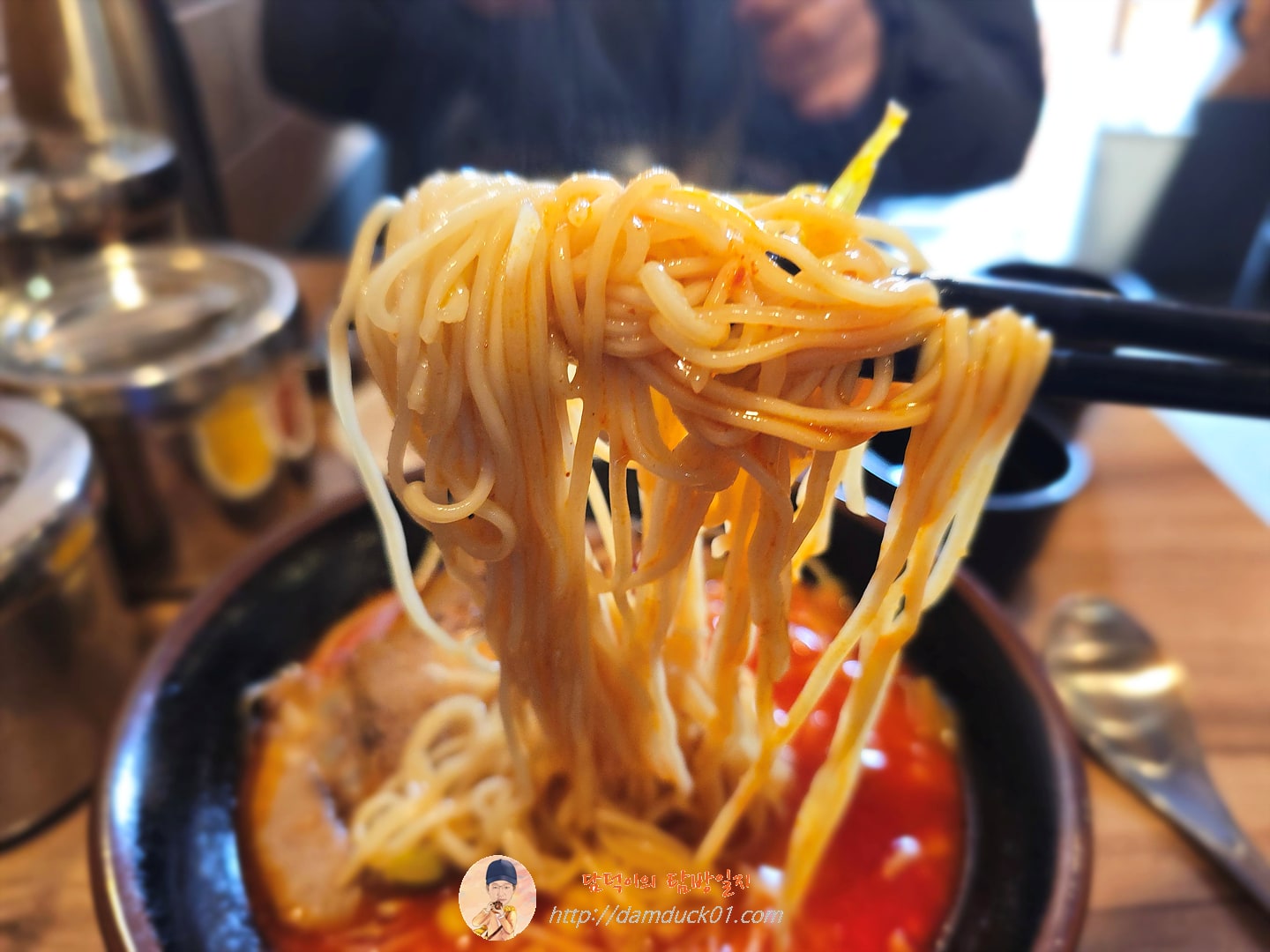 (매움주의) 카라돈코츠라멘