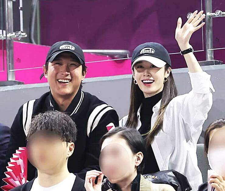 KT-위즈-소속-야구선수-황재균-걸그룹-티아라-출신-배우-지연