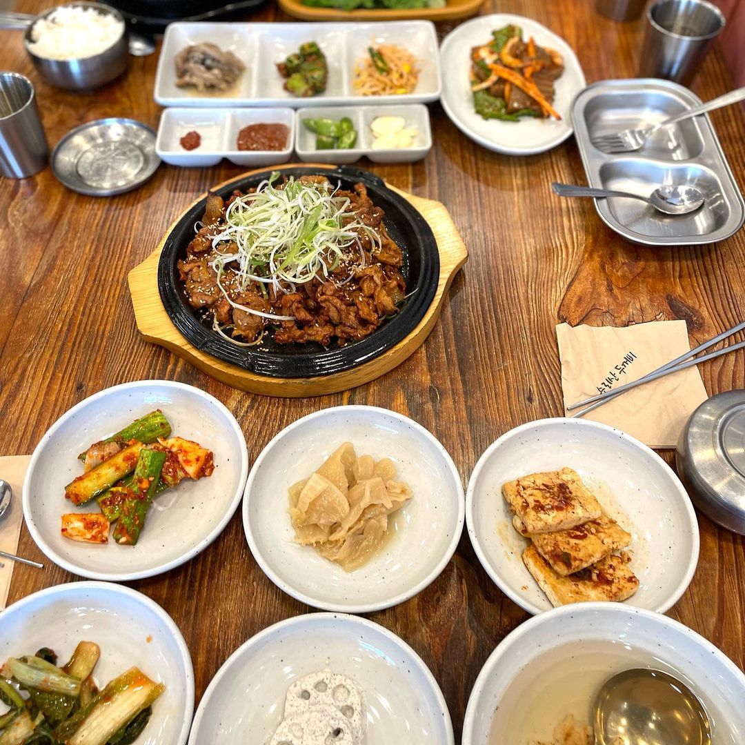토요일은 밥이좋아 군포 수리산 고추장 숯불구이 맛집 불향 파향 풍미 MAX & 고소한 콩탕 현지인 추천 토밥 좋아 방송정보
