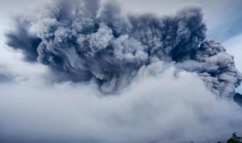 2025 일본 화산 재난 이미지