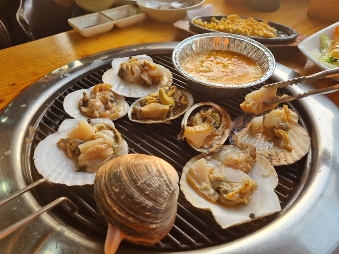 대부도 조개구이 칼국수 '사또횟집'