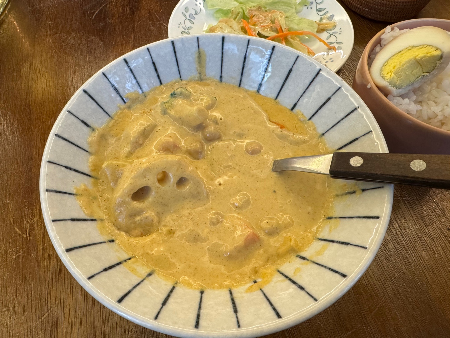 부드러운 크림 카레