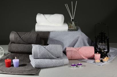 수건이 쌓여있는 사진