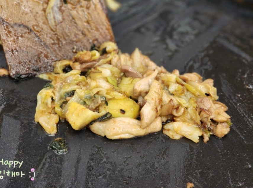 자라섬맛집 청운닭갈비막국수