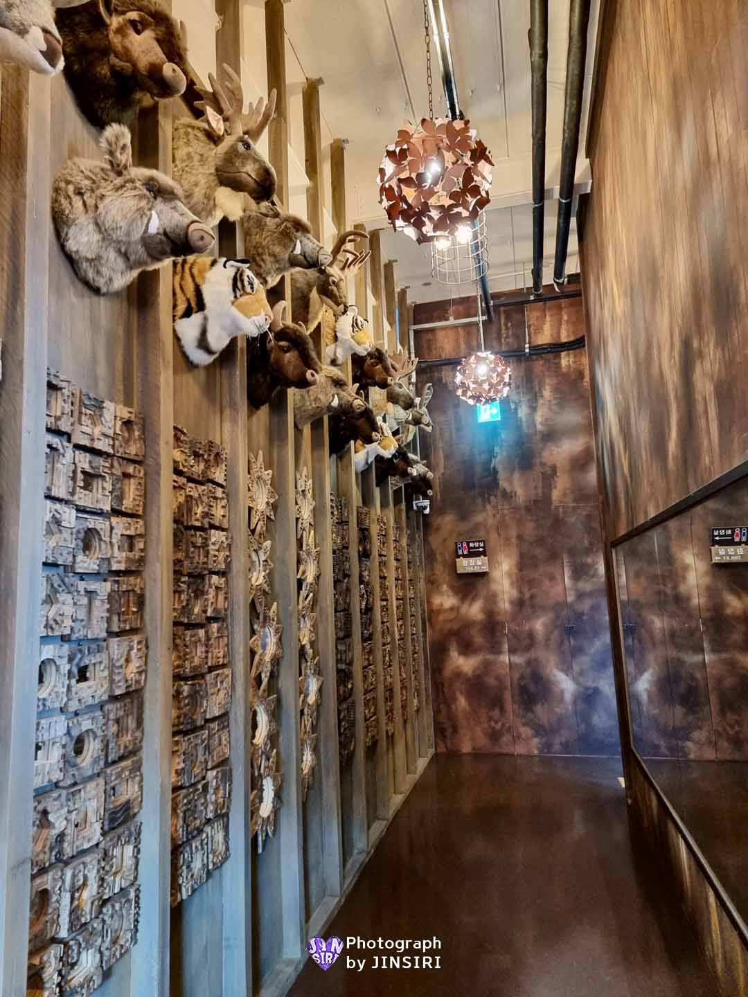 ๊นํฌ ์์ด ๋ณตํฉ๋ฌธํ๊ณต๊ฐ ๋ํ ๋ธ๋ฐ์น ๋ฒ ์ด์ปค๋ฆฌ ์นดํ 55๊ฐค๋ฐ