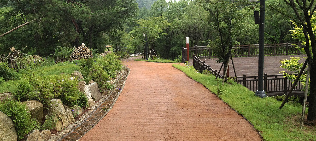 청정한 공기, 푸른 숲, 맑은 물의 쉬자파크