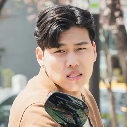 소용없어 거짓말 포스터