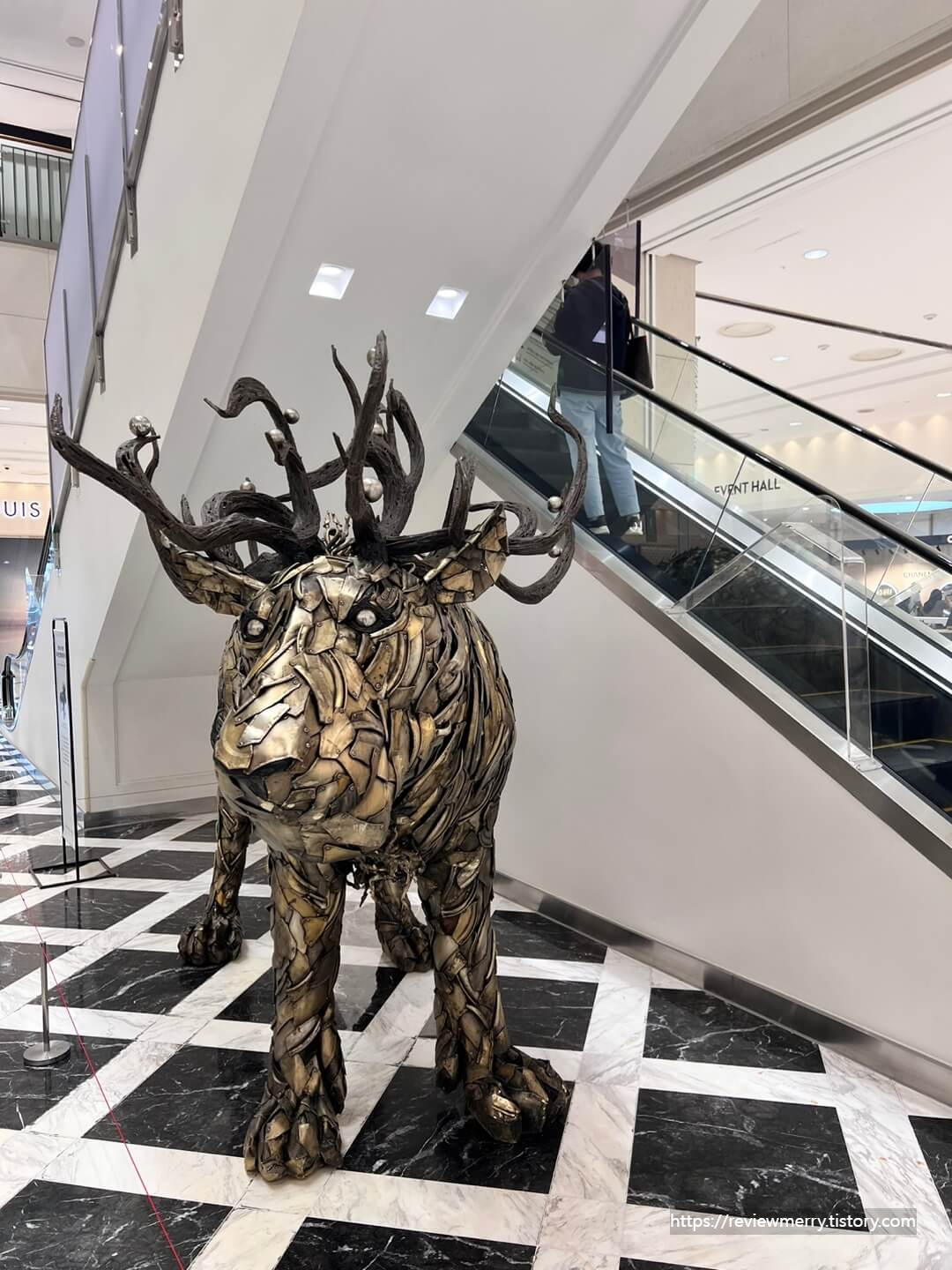 광장 황소 전시품