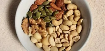 견과류 종류 10가지 칼로리 영양소_18