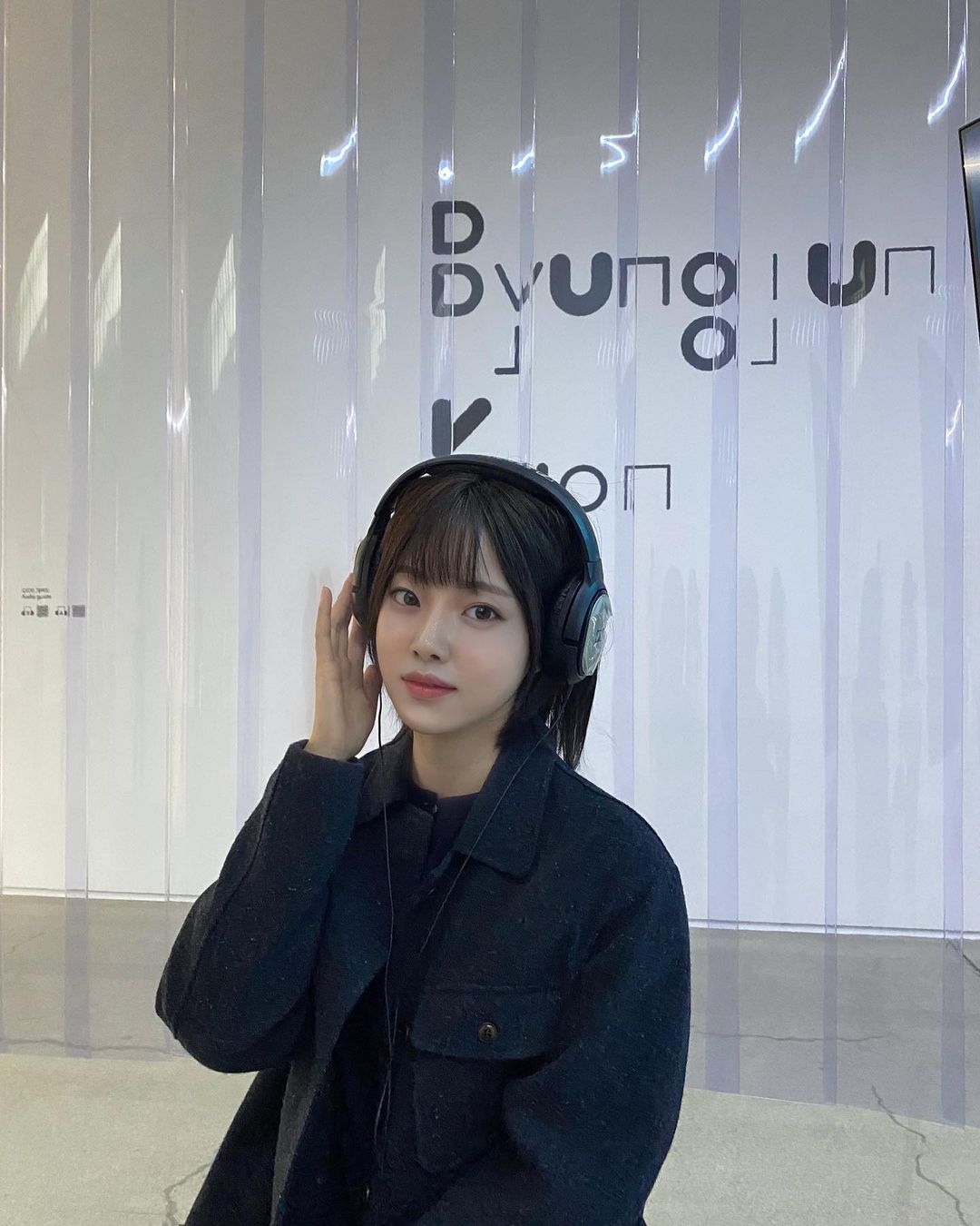 가상인간 한유아 메타휴먼 답장은 우편함에 넣어둘게요 책