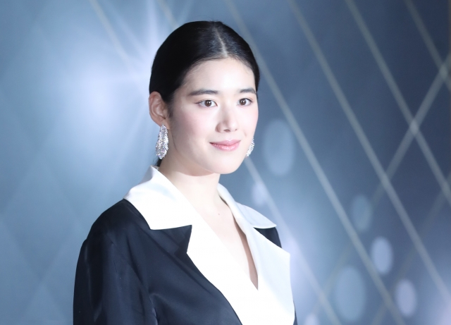 정은채 남자 프로필