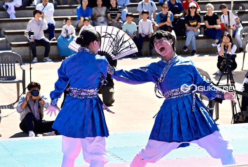 숨으로 이어지는 움직임의 무예: 무예 택견 호흡법 기초와 리듬의 이해