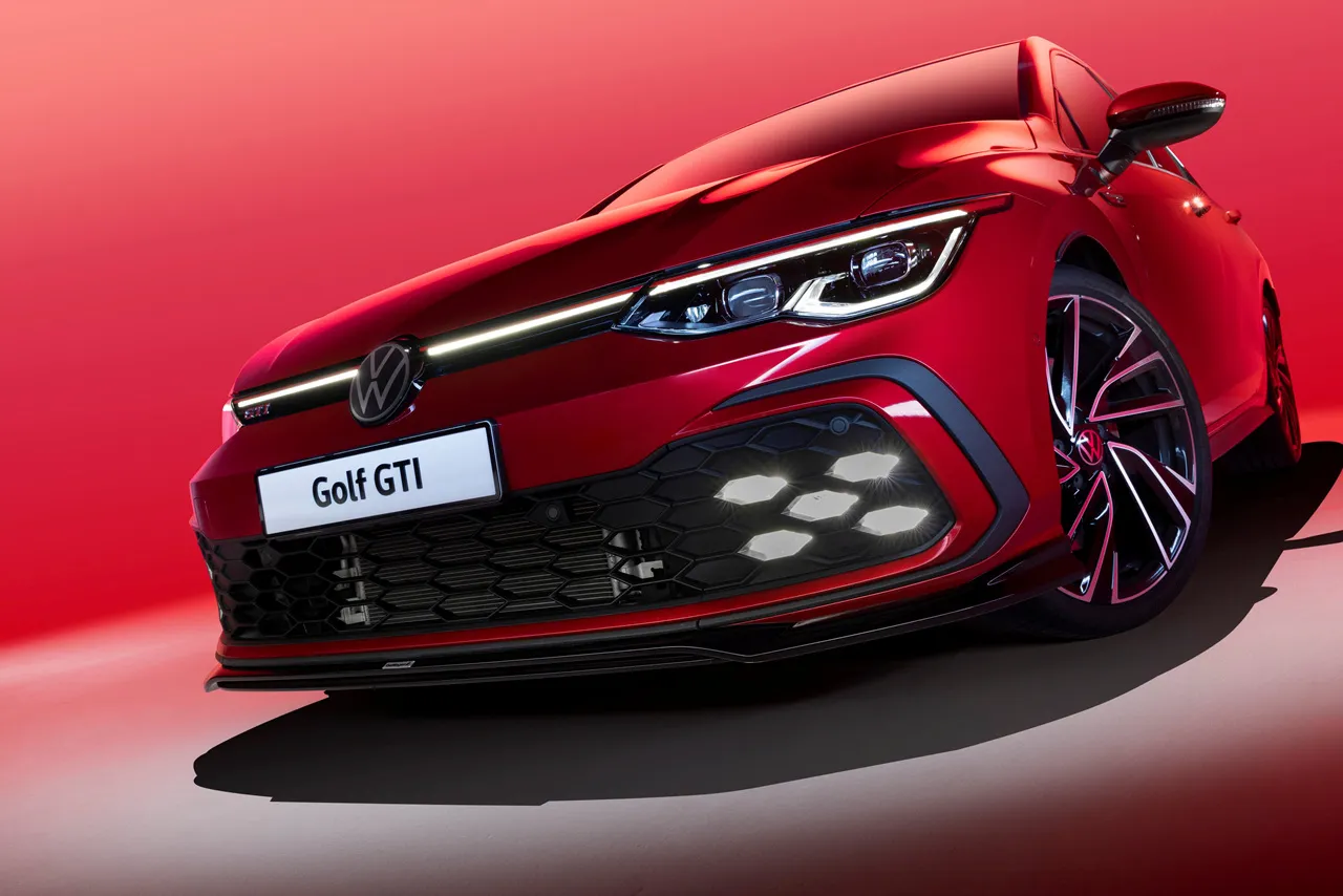 폭스바겐 골프 GTI 이미지