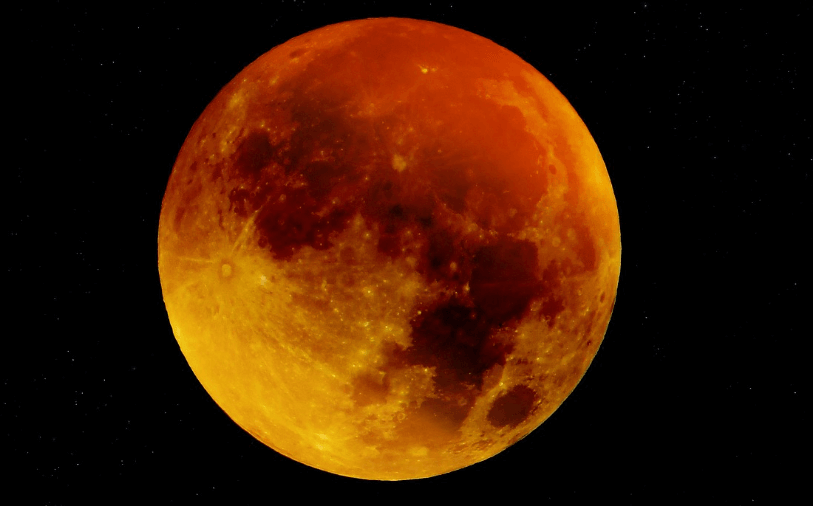 3년 만의 개기월식 무료보기