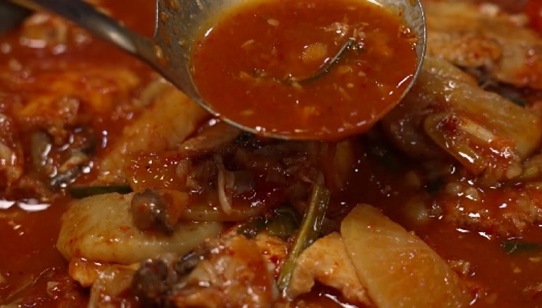 전현무계획2 39회 전라남도 영광의 생선조림 맛집 &lsquo;놀부네&rsquo; 덕자회와 덕자조림으로 유명한 계절생선 전문점