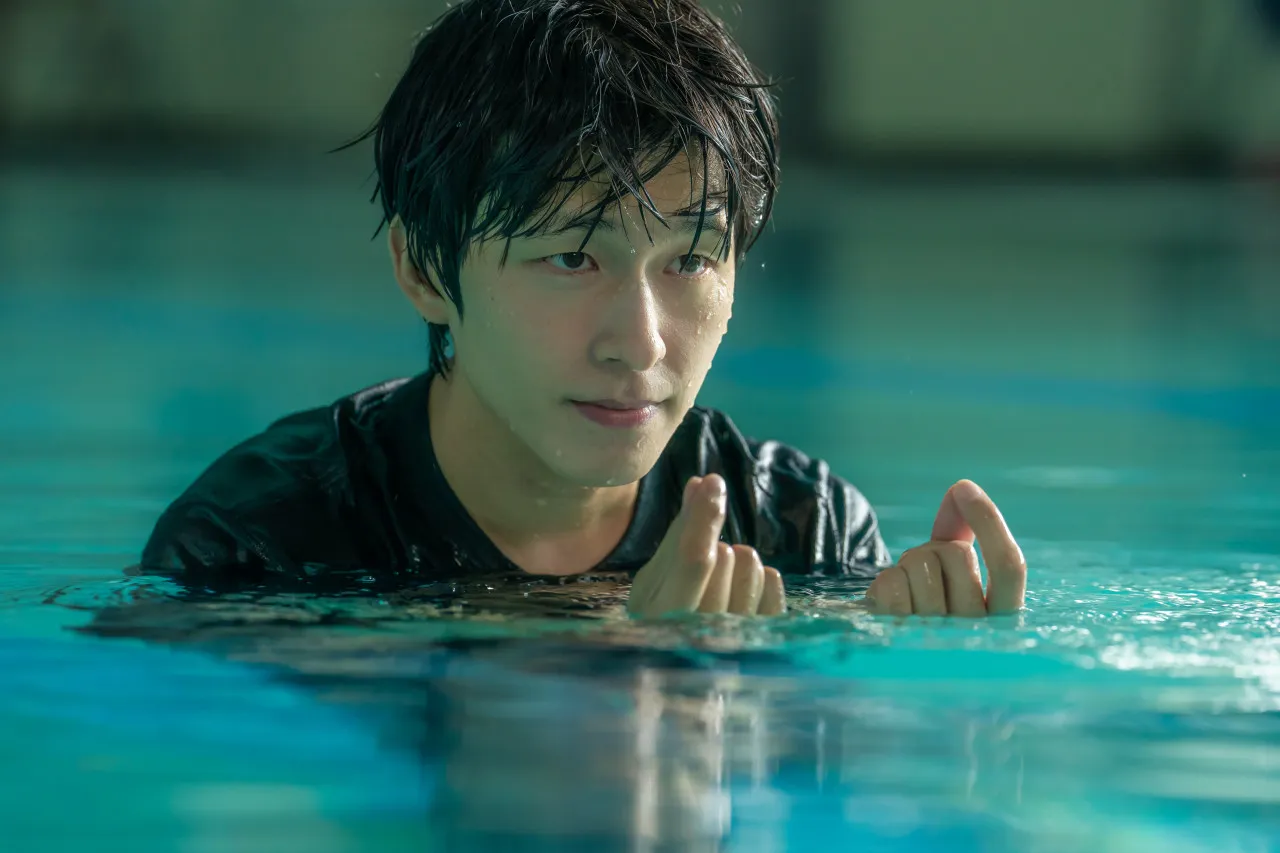 이용준 역(홍경)(원작: 티엔커)