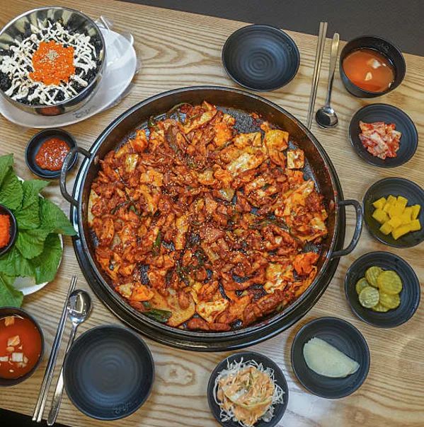 유가네닭갈비 대연점