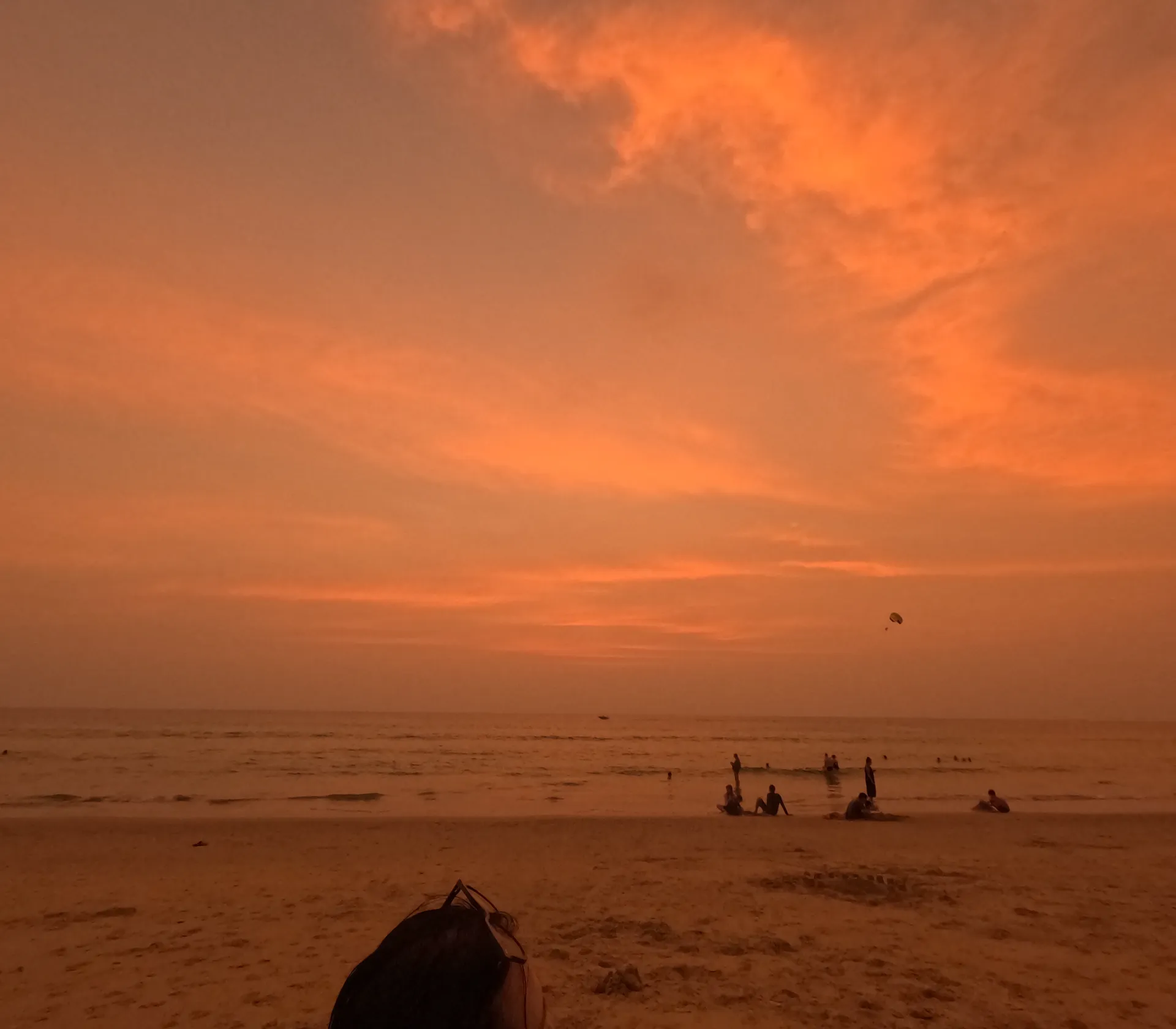 카론 비치 일몰