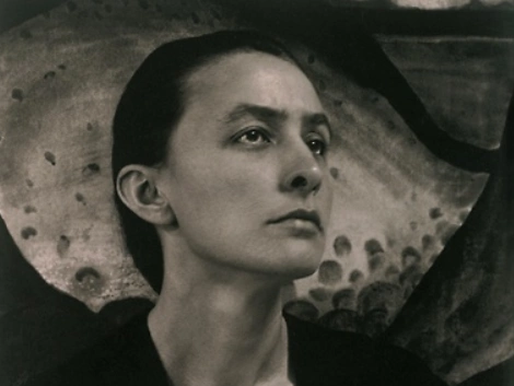 조지아 오키프의 초상, 출처: Wikimedia Commons