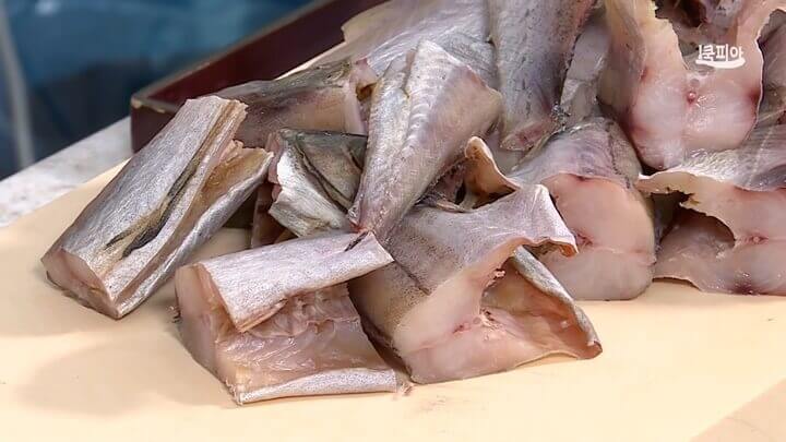 코다리 토막내기