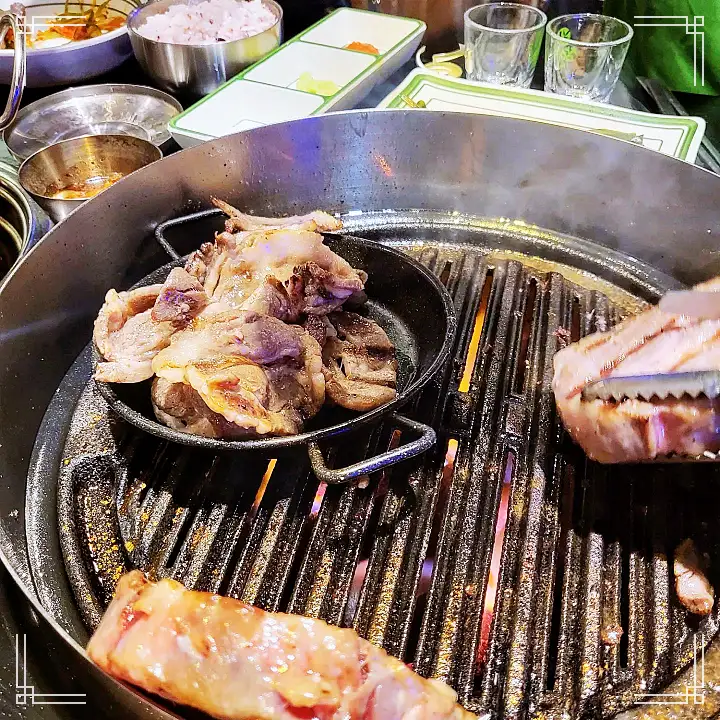 줄서는식당 50회 엄현경 송리단길 석촌호수 핫플 목차돌 베요타 하몽 청국장 된장찌개 송파구 잠실 이베리코 목살 토치불 바베큐 맛집