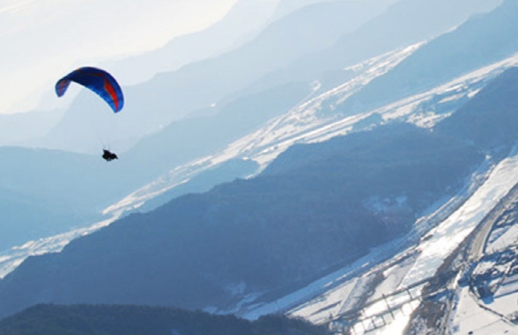 조나단 패러글라이딩