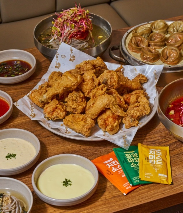 충주-메밀치킨-막국수-조합-메밀마당