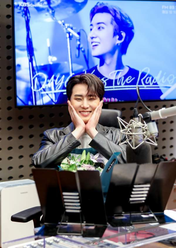 영케이 나이 프로필 학력 저작권료 최우수산 예능 육각형 아이돌 데이식스 총정리
