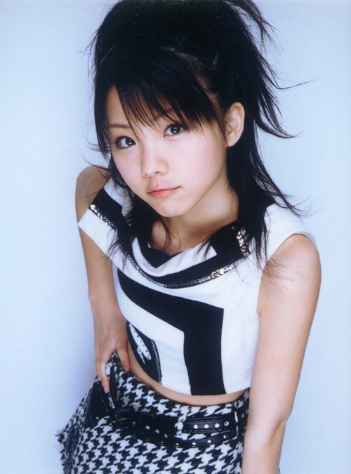 데뷰 초기의 다나카 레이나